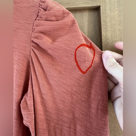 Nation LTD Elizabeth Puff Sleeve Long Sleeve Tee Women’s size Small FLAWS - Picture 9 of 10